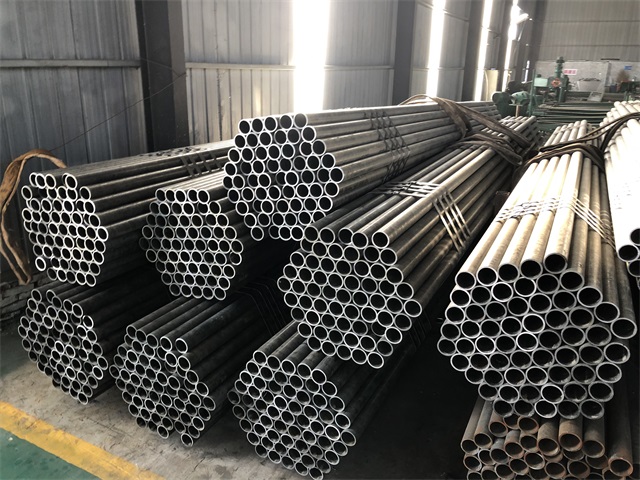 巴音郭楞小口径厚壁无缝钢管
